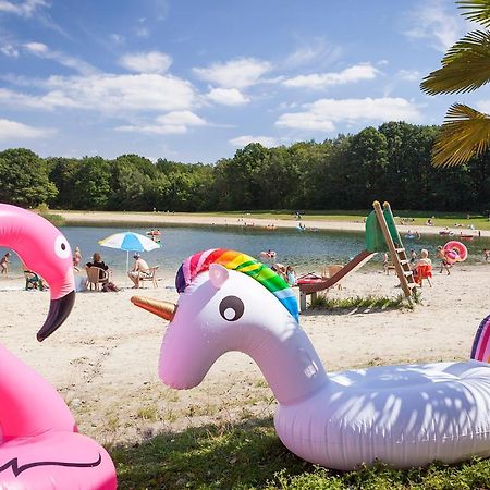Oostappen Vakantiepark Hengelhoef Nv Hotell Aan de Wolfsberg Exteriör bild