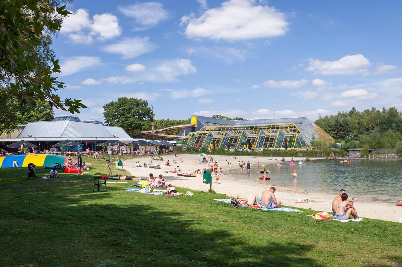 Oostappen Vakantiepark Hengelhoef Nv Hotell Aan de Wolfsberg Exteriör bild